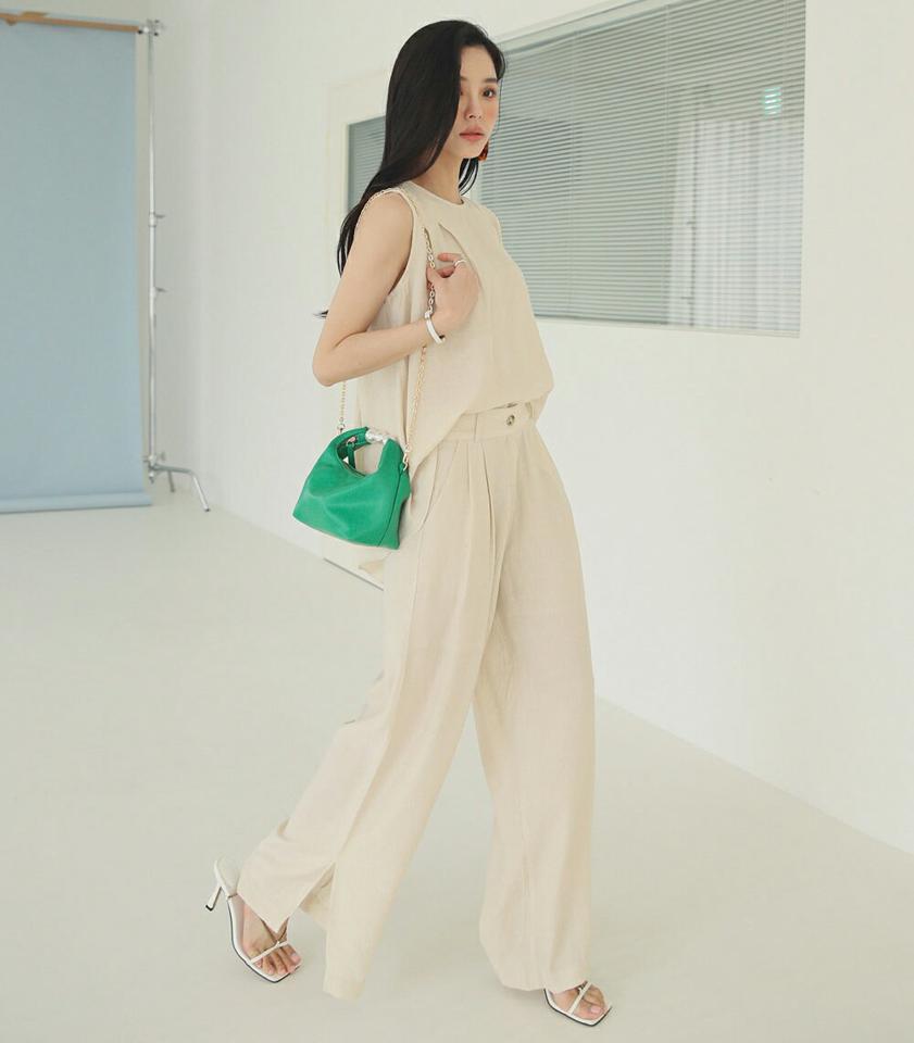 リンクルアンバランスノースリーブ&スリットタックスラックスSET・全2色・b00283 レディース 【pt】セットアップ セット ロング丈 ノースリーブ スリーブレス 単色 無地 シンプル ベーシック 春 夏 カジュアル 大人 韓国ファッション ハイホリHIHOLLI