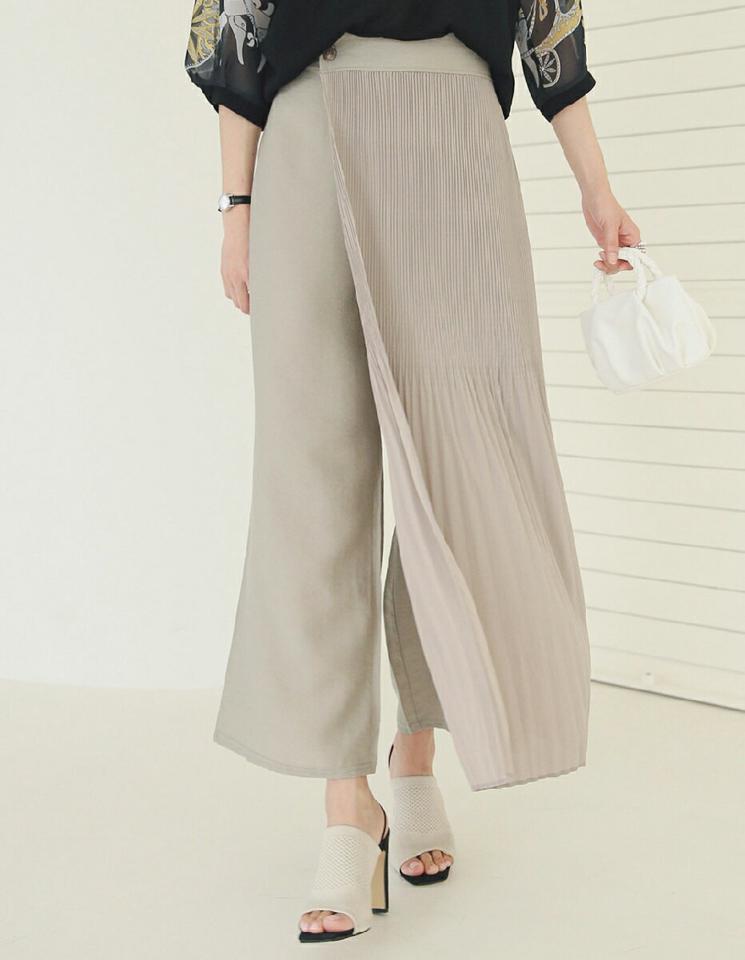 プリーツラップパンツ・全3色・b00284 レディース 【pt】パンツ ロング丈 プリーツ 単色 無地 シンプル ハイウエスト ユニーク スカラップ 揺れ感 体型カバー 楽ちん ゆったり 春 夏 カジュアル きれいめ フェミニン 韓国ファッション ハイホリHIHOLLI