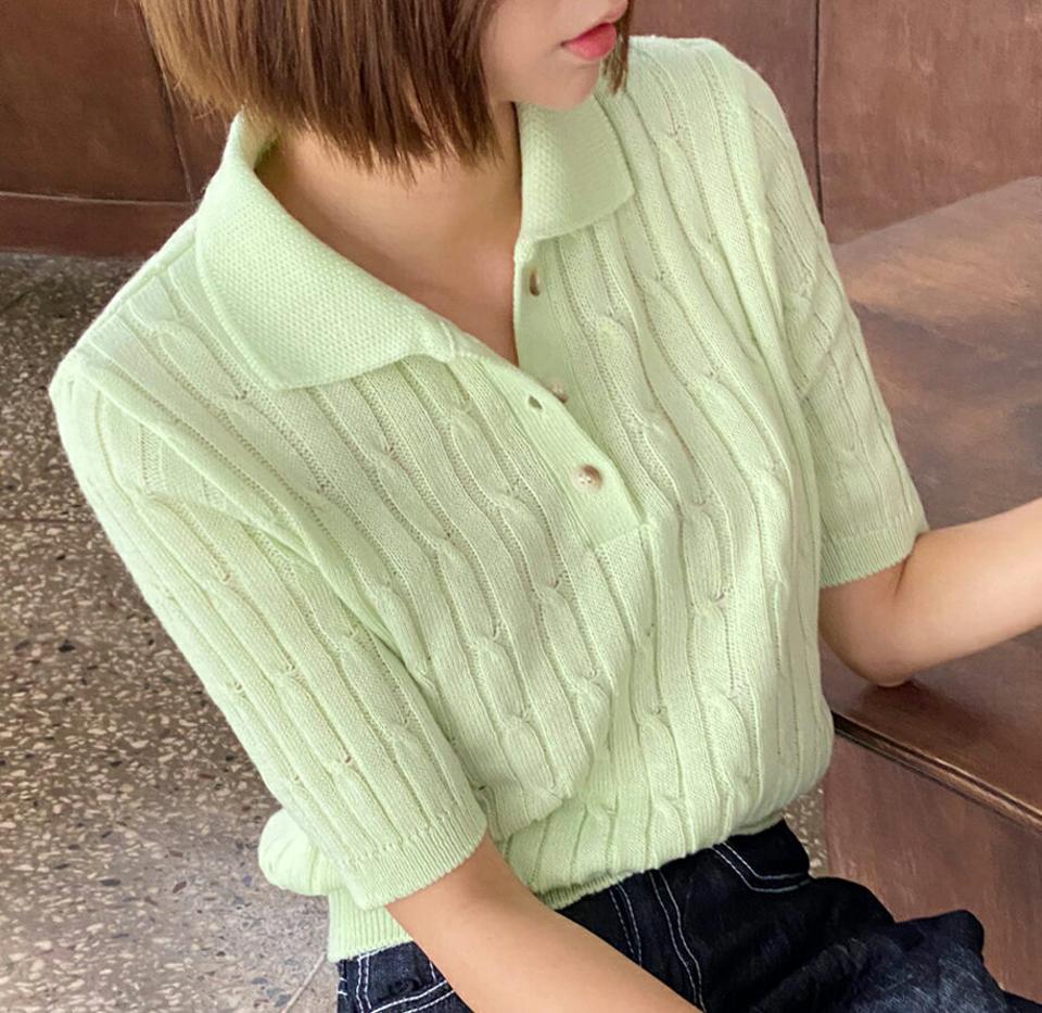ケーブルポロカラー半袖ニット・全5色・t00798 レディース 【tops】韓国ファッション トップス ニット 大人 半袖 カラーネック ケーブル編み スリット ポロ クロップド丈 シンプル かわいい 可愛い フェミニン カジュアル 夏 春 秋