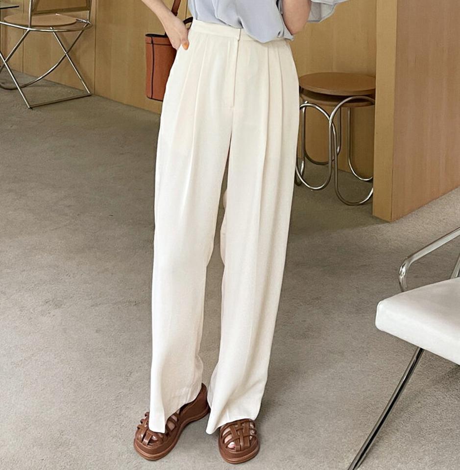 ツータックワイドスラックス・全5色・t67062 レディース 【pt】スラックス パンツ ズボン ロングパンツ ワイド 単色 無地 シンプル ベーシック オフィスカジュアル パステル 大人　きれいめ ハイウエスト カラーパンツ 春 夏 秋 韓国ファッション