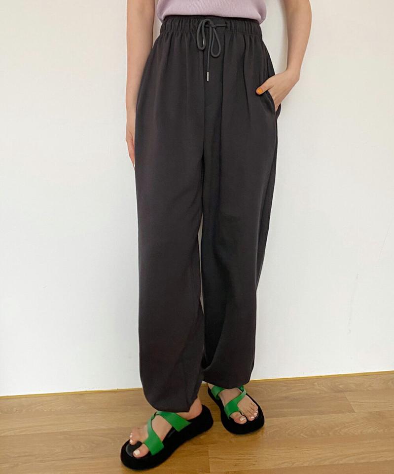 ストリングジョガーパンツ・全13色・a67064 レディース 【pt】パンツ ズボン ジョガーパンツ ストリング ウエストゴム 単色 無地 シンプル ベーシック ラフ カジュアル 楽ちん スウェットパンツ 伸縮性 ワンマイルウェア 韓スト ストリート 春 夏 秋 韓国ファッション