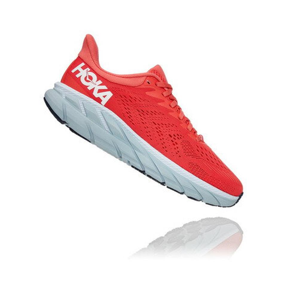 【ランニング対象品購入&エントリーでP10倍！8/19 20:00〜8/28 23:59】ホカ（HOKA） ランニングシューズ レディース クリフトン CLIFTON7 1110509-HCWH ピンク ジョギングシューズ （レディース）