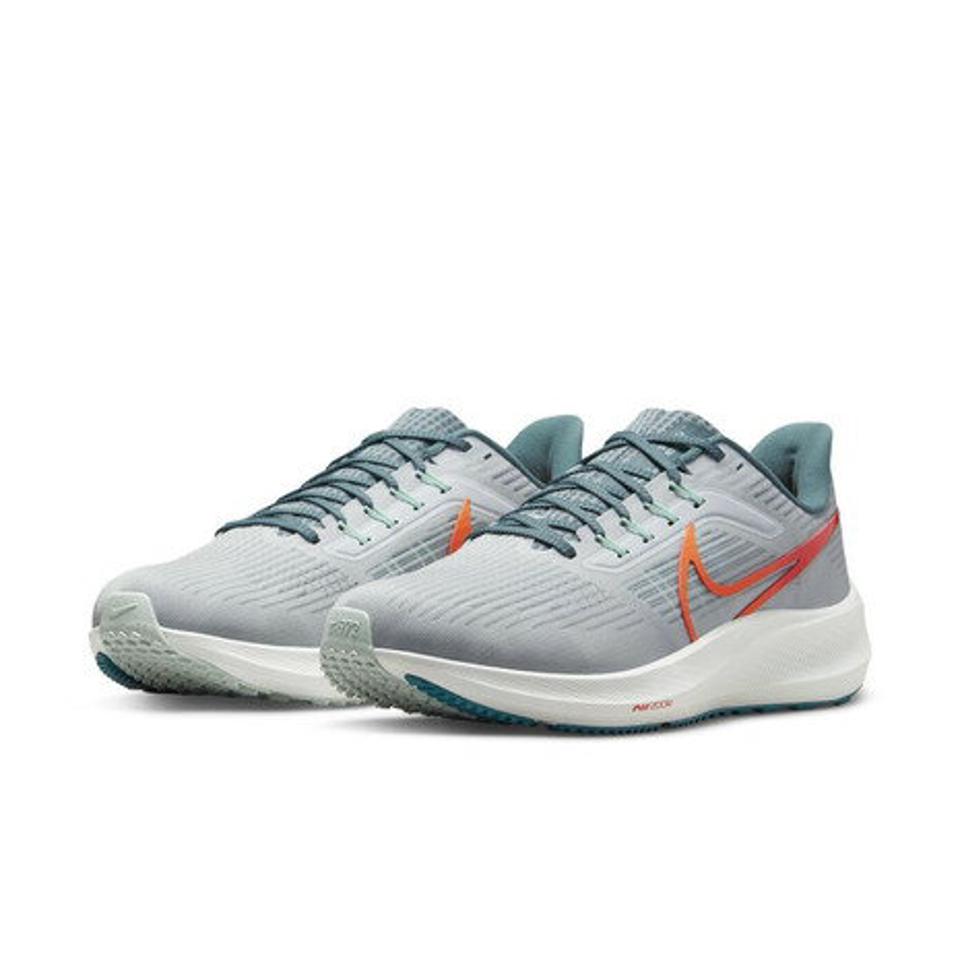 ナイキ（NIKE） エア ズーム ペガサス 39 ピュアプラチナム グレー DH4071-003 ランニングシューズ スポーツ スニーカー ジョギング トレーニング （メンズ）
