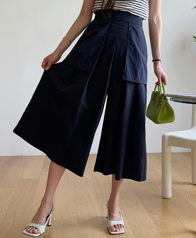 フレアビッグポケットパンツ・全2色・b72259 レディース 【pt】パンツ 7分丈 七分丈 ロング丈 単色 無地 シンプル ベーシック ワイド フレア 体型カバー 楽ちん ラフ ビッグ 春 夏 カジュアル 大人っぽ 韓国ファッション ハイホリHIHOLLI
