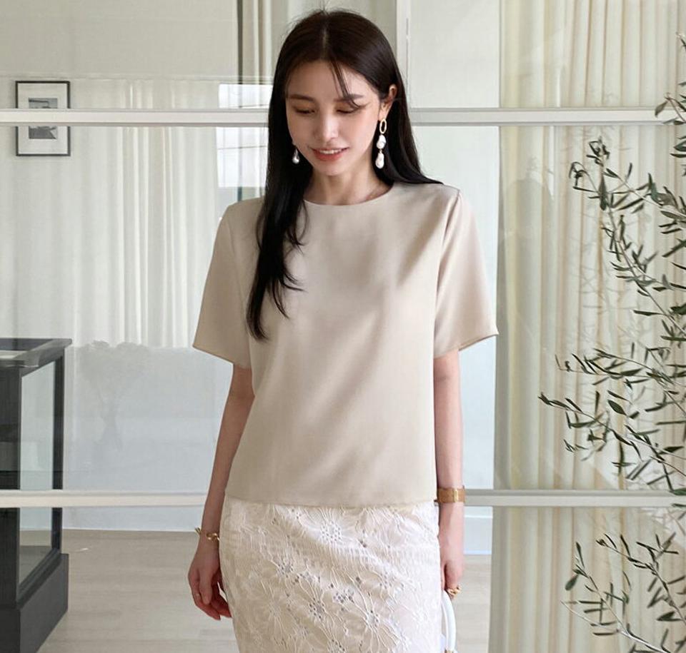 ラウンドネックブラウス&タックフレアパンツSET・全3色・b00524 レディース 【pt】セット セットアップ setup トップス ブラウス 半袖 パンツ ロング丈 フレア 単色 無地 シンプル 体型カバー 春 夏 大人っぽ 韓国ファッション ハイホリHIHOLLI