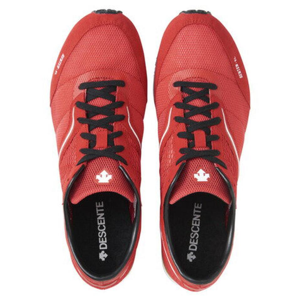 【10％OFFクーポン！】デサント（DESCENTE） ランニングシューズ GENTEN-EL DR1QJF00RD トレーニングシューズ 部活 マラソン　赤 （メンズ）