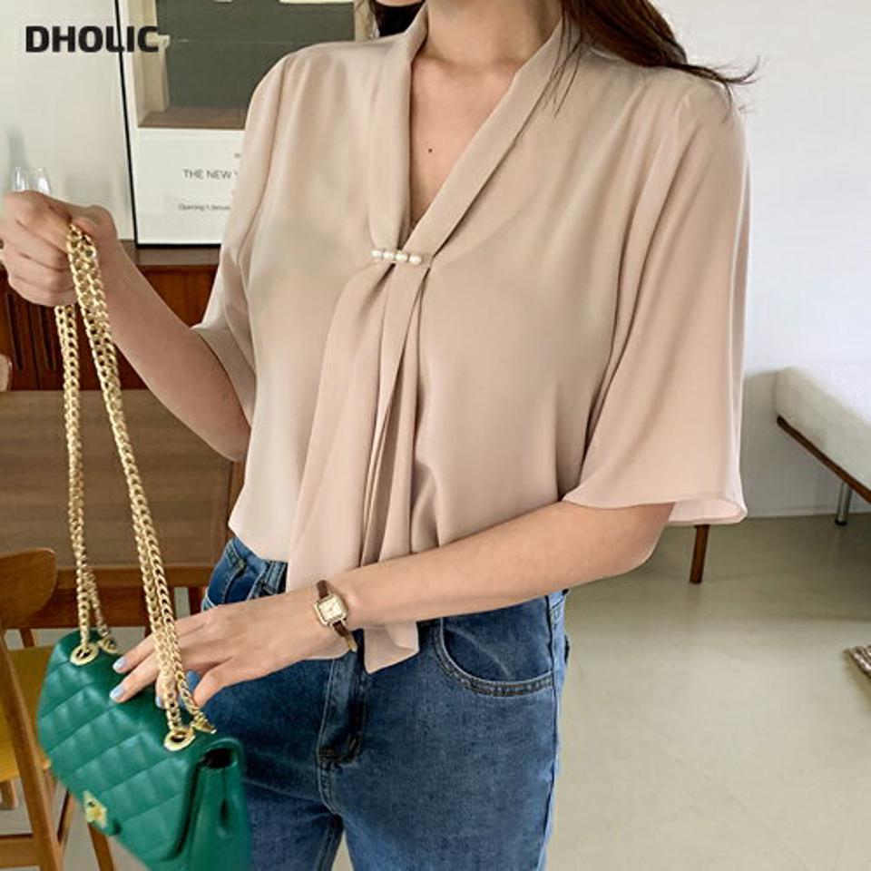 フェイクパールリボンブラウス・全5色・t00873 レディース 【bl】トップス ブラウス 半袖 ハーフスリーブ 襟コン パール 上品 きれいめ オフィスカジュアル 学校行事 シフォンブラウス 無地 シンプル ボウタイ 二の腕カバー 春 夏 ベージュ 韓国ファッション