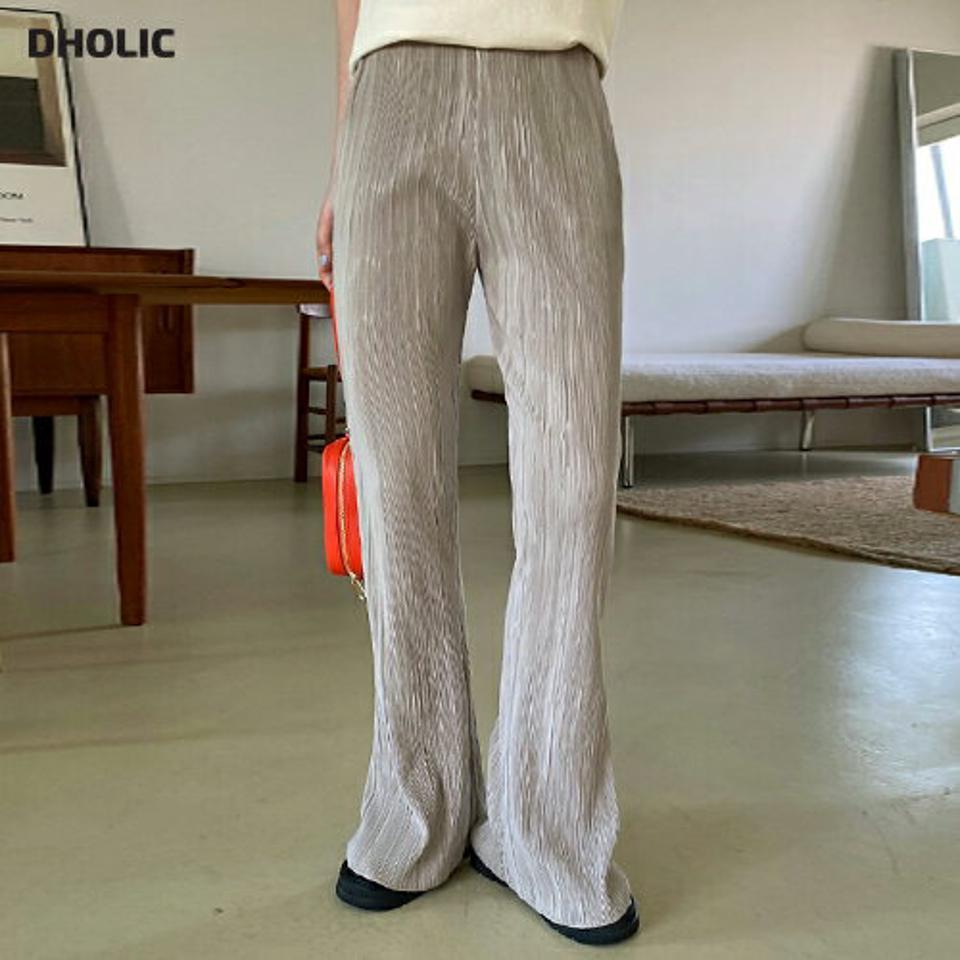 ドロストフレアプリーツパンツ・全3色・t00890 レディース 【pt】パンツ ズボン ロングパンツ プリーツ フレア ドロスト ウエストゴム 単色 シンプル ツヤ 光沢 カジュアル 大人 上品 揺れ感 ハイウエスト フルレングス 春 夏 韓国ファッション