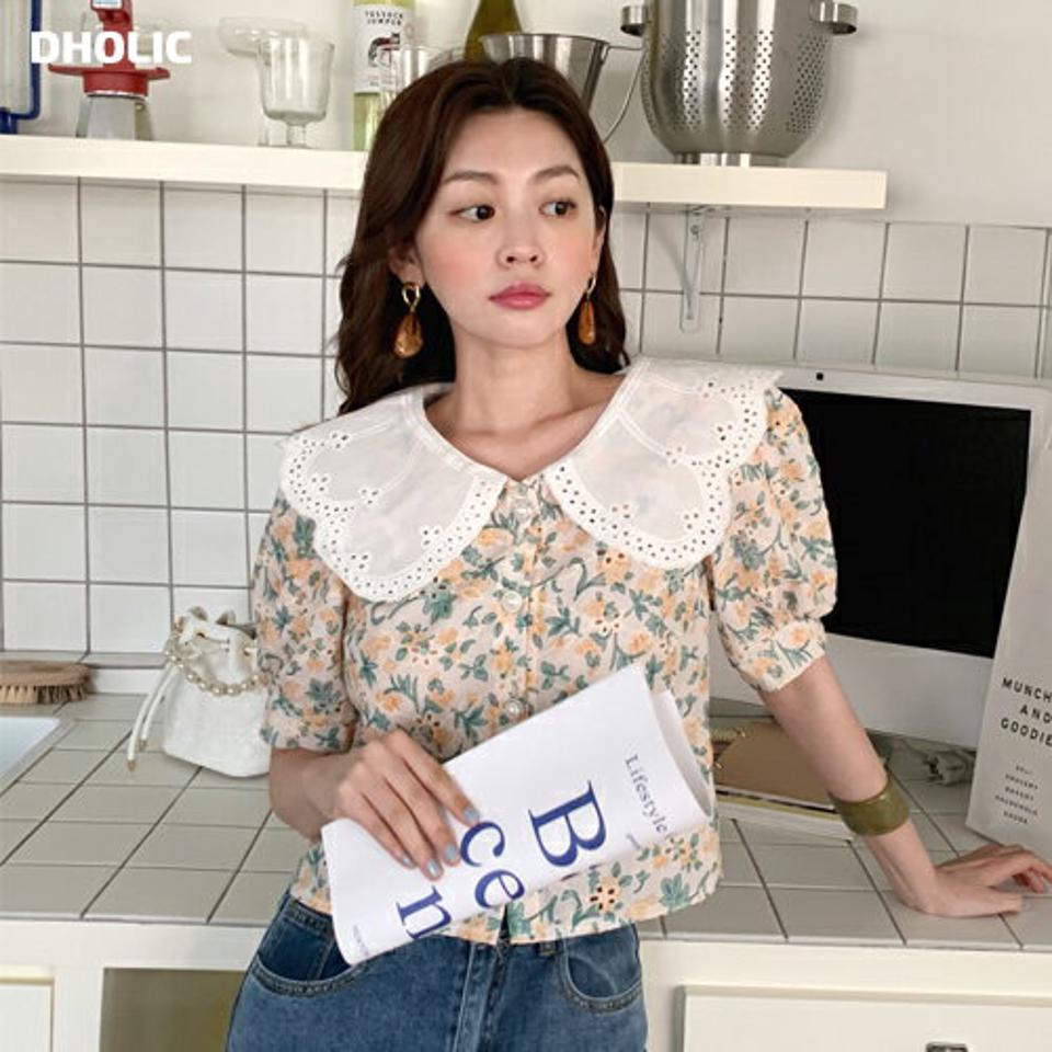アイレットレースカラー花柄ブラウス・全3色・t0087 レディース 【bl】トップス ブラウス 半袖 ハーフスリーブ 花柄 レトロ ガーリー 襟コン 大きい襟 レース かわいい 可愛い クロップド丈 パフスリーブ パールボタン 春 夏 韓国ファッション