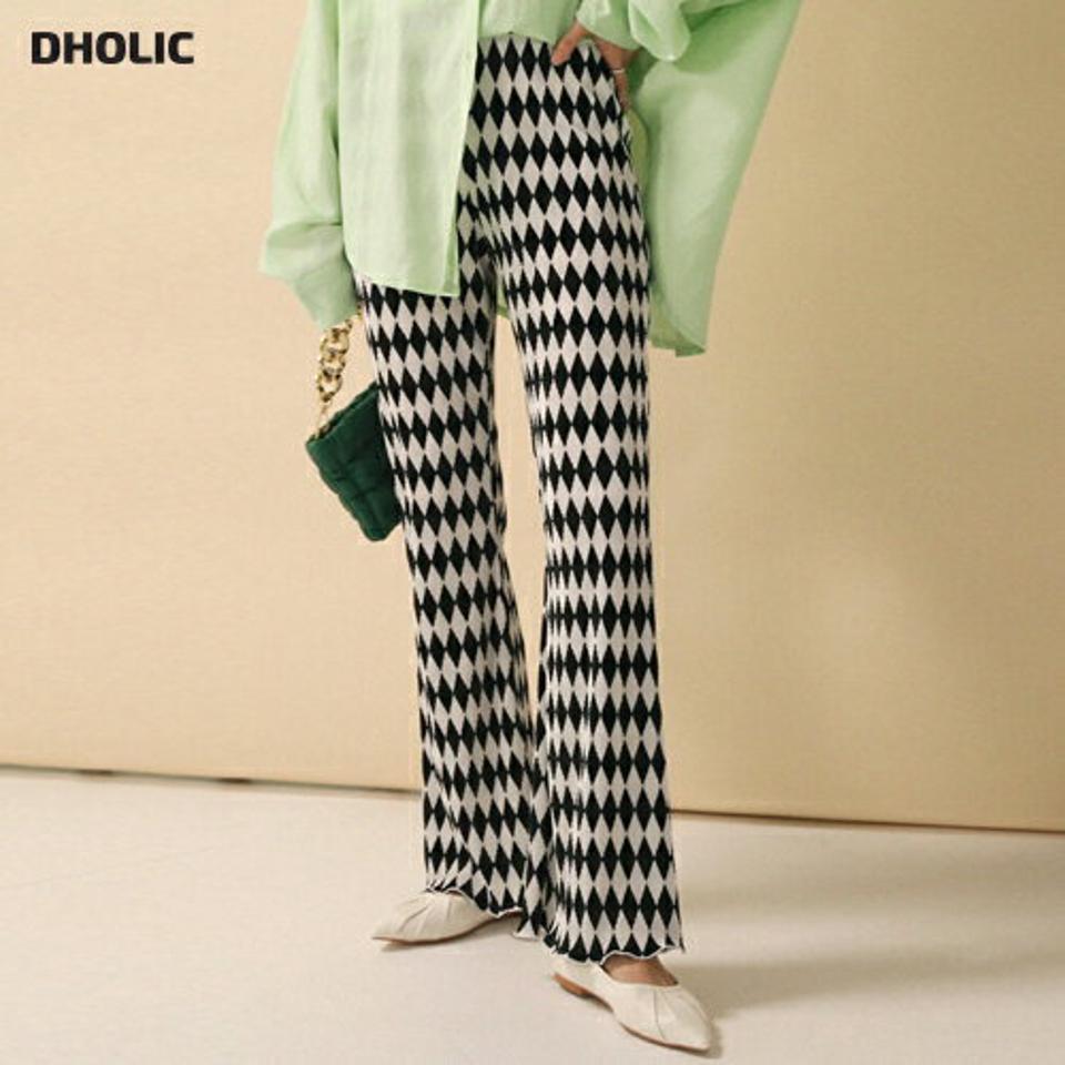 ダイアモンドパターンプリーツパンツ・全2色・t00299 レディース 【pt】パンツ ロング丈 柄 模様 格子柄 モノクロ パステル ゆったり楽ちん 伸縮性 体型カバー フレア ハイウエスト プリーツ 春 夏 カジュアル 韓スト 韓国ファッション ハイホリHIHOLLI