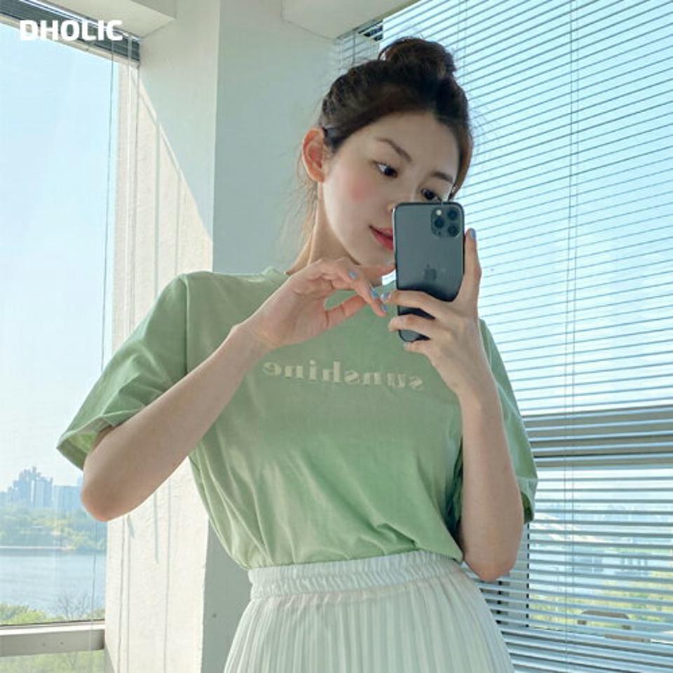 【10%OFF】sunshine刺繍半袖Tシャツ・全4色・t66671 レディース 【tops】トップス Tシャツ ロゴT ロゴ レタリング 半袖 ハーフスリーブ 刺繍 カジュアル ラフ ラウンドネック シンプル パステル コットン ゆったり ルーズ 春 夏 韓国ファッション 半Tセール