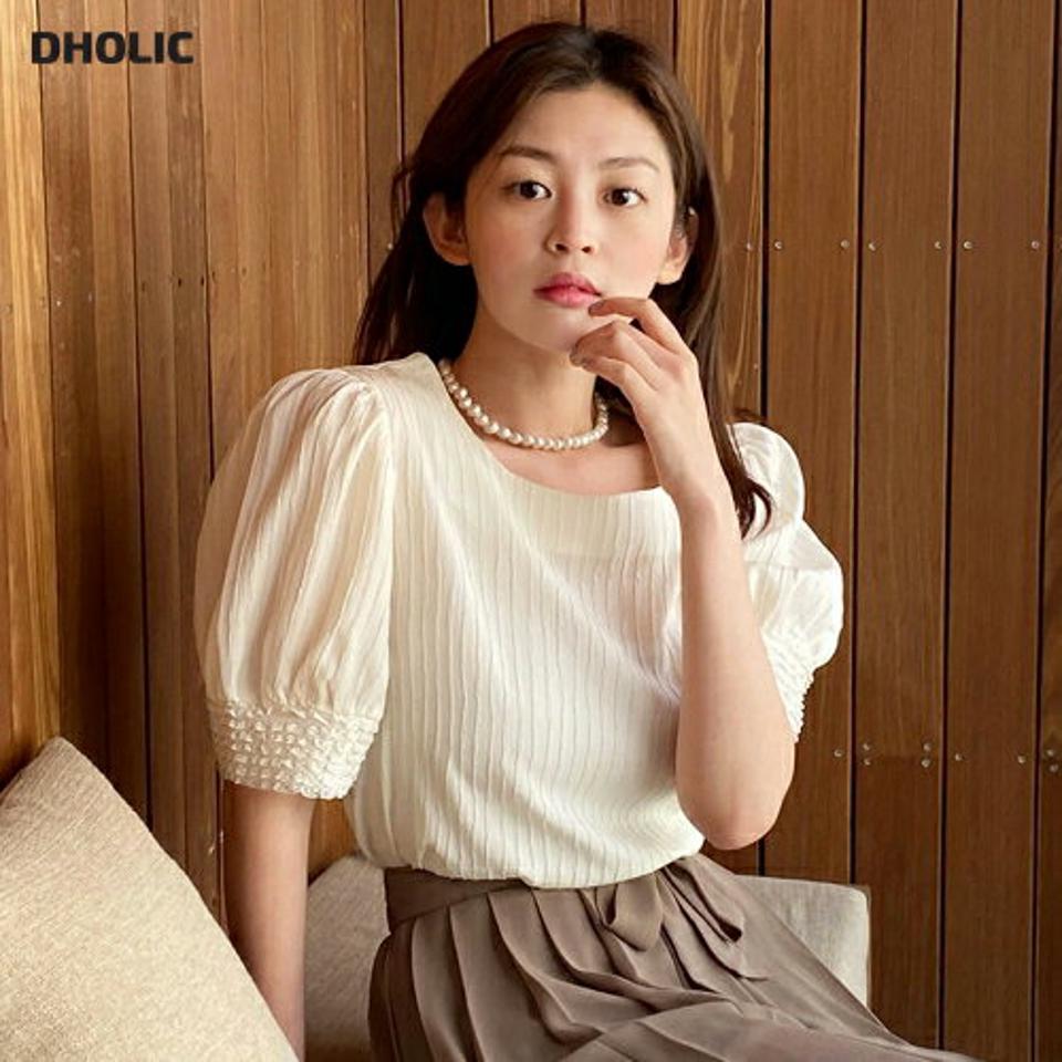 スクエアネックリンクルブラウス・全4色・b66675 レディース 【bl】トップス ブラウス 半袖 ハーフスリーブ リンクル スクエアネック パフ袖 パフスリーブ 二の腕カバー フェミニン 上品 かわいい 可愛い フリル レース 春 夏 韓国ファッション