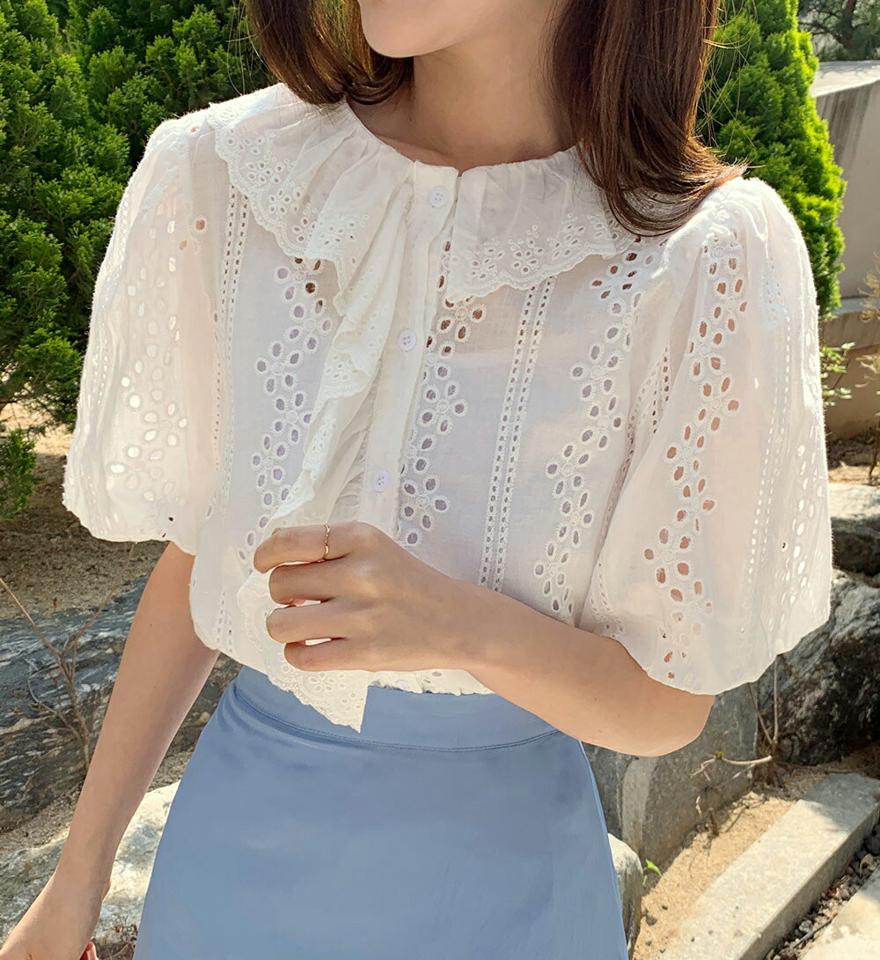 フリルアイレットレースブラウス・全2色・b67428 レディース 【bl】トップス ブラウス 半袖 ハーフスリーブ レース 総レース アイレット フリル パフ袖 フェミニン ガーリー かわいい 可愛い 襟コン 二の腕カバー 春 夏 韓国ファッション
