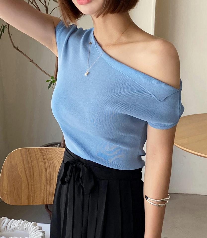 ≪人気商品再入荷≫2WAYスリットネックニット・全5色・b66681 レディース 【tops】トップス ニット 半袖 ワンショルダー 肩出し スリット 襟コン デコルテ 鎖骨 クロップド丈 フレンチスリーブ 単色 カジュアル 春 夏 サマーニット 韓国ファッション