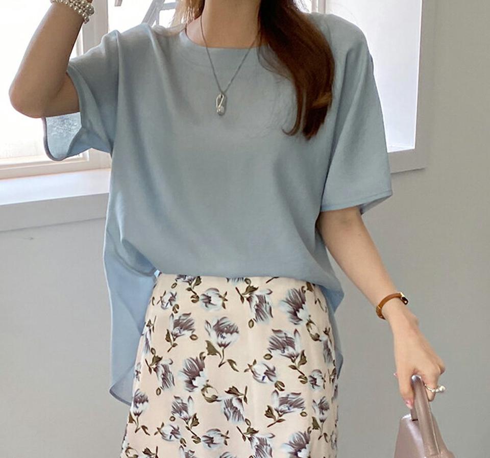 バックスリットアンバランスブラウス・全6色・b72113 レディース 【bl】ブラウス トップス 半袖 単色 無地 シンプル ベーシック スリット オフィスカジュアル パステル 春 夏 フェミニン 大人っぽ きれいめ 上品 韓国ファッション ハイホリHIHOLLI