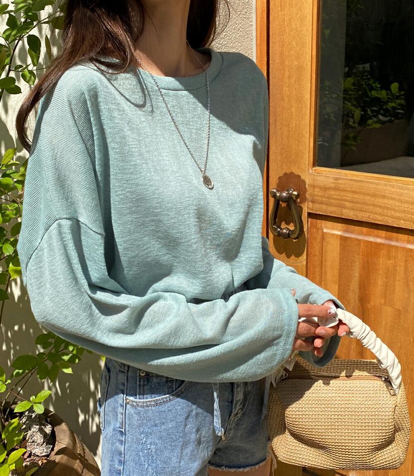ルーズラウンドTシャツ・全6色・t00971 レディース 【tops】トップス Tシャツ ロンT 長袖 ラウンドネック ゆったり ルーズ 単色 無地 シンプル カジュル ラフ ドロップショルダー 薄手 春 秋 韓国ファッション
