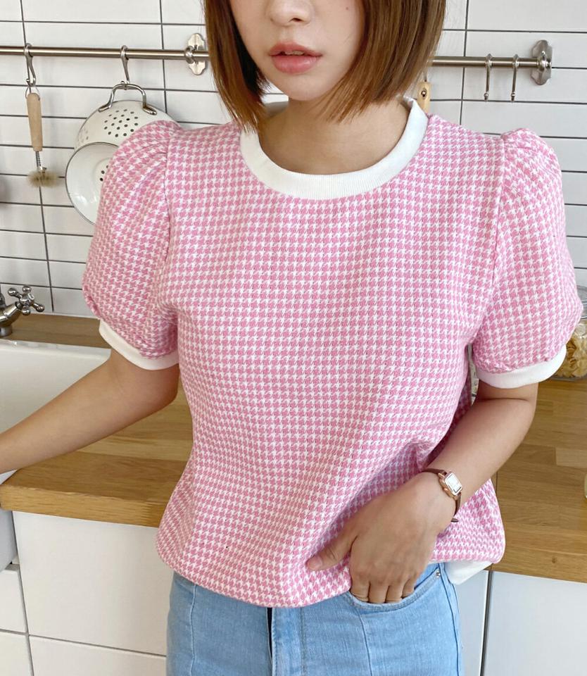 ハウンドトゥースパフラウンドTシャツ・全3色・t00946 レディース 【tops】トップス Tシャツ 半袖 チェック柄 ハウンドトゥース 千鳥格子 千鳥柄 パフ袖 パフスリーブ ガーリー 大人 ラウンドネック 水色 春 夏 韓国ファッション