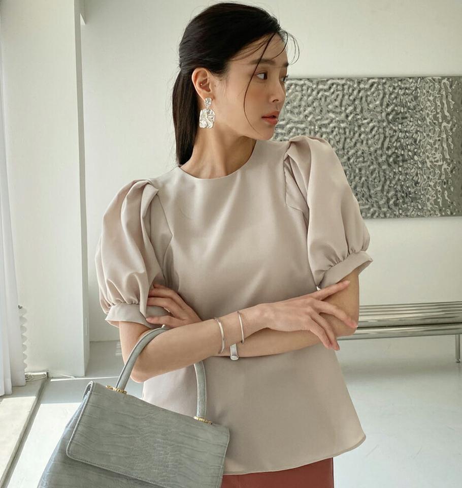 バルーンハーフスリーブブラウス・全3色・t72337 レディース 【bl】ブラウス トップス 半袖 単色 無地 シンプル パステル バルーンスリーブ パフ 春 夏 フェミニン かわいい 可愛い ガーリー きれいめ 韓国ファッション ハイホリHIHOLLI