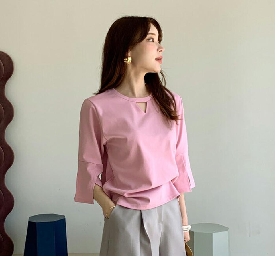 7分袖スリットTシャツ・全3色・b72347 レディース 【tops】トップス Tシャツ 7分袖 七分袖 七分丈 7分丈 単色 無地 シンプル ベーシック スリット ユニーク ゆったり 春 夏 きれいめ 大人っぽ 上品 韓国ファッション ハイホリHIHOLLI