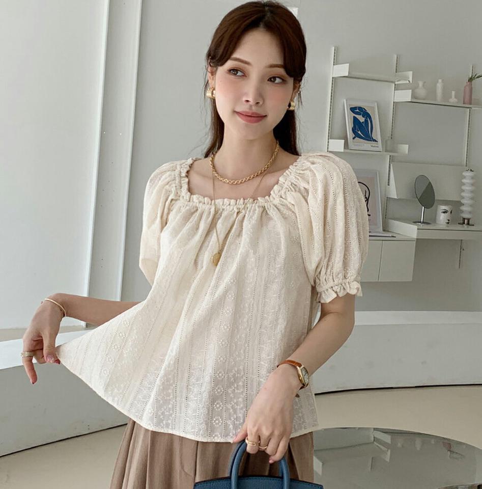 2WAYアイレットレースブラウス・全4色・t72343 レディース 【bl】ブラウス トップス 柄 模様 半袖 シンプル 2WAY 鎖骨 デコルテ パステル レース 二の腕カバー 綿 コットン 春 夏 フェミニン ガーリー かわいい 韓国ファッション ハイホリHIHOLLI