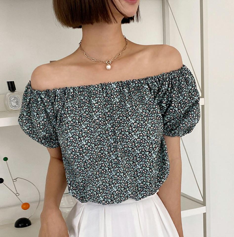 【10%OFF】2WAYフローラルスクエアブラウス・全2色・t66708 レディース 【bl】トップス ブラウス 半袖 花柄 フラワー 小花柄 フェミニン ガーリー パフ袖 パフスリーブ スクエアネック デコルテ 鎖骨 オフショルダー ピンク 肩出し 春 夏 韓国ファッション blsセール