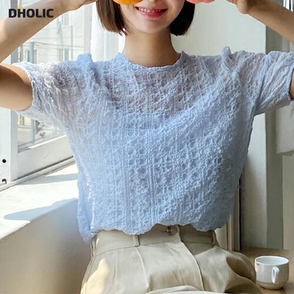 エンボスリボンブラウス・全4色・t66706 レディース 【bl】トップス ブラウス 半袖 ハーフスリーブ エンボス りぼん 透け感 シアー シースルー 大人 かわいい 可愛い リンクル パフ袖 パフスリーブ ラウンドネック 水色 パステル 春 夏 韓国ファッション