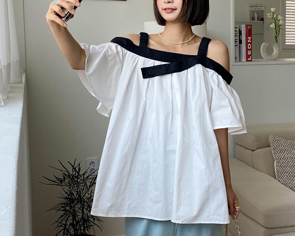 配色オフショルフレアブラウス・全2色・t66709 レディース 【bl】トップス ブラウス 半袖 ハーフスリーブ 肩出し オフショルダー オープンショルダー フレア 体型カバー ゆったり バイカラー ゴム かわいい 可愛い お腹カバー 春 夏 韓国ファッション
