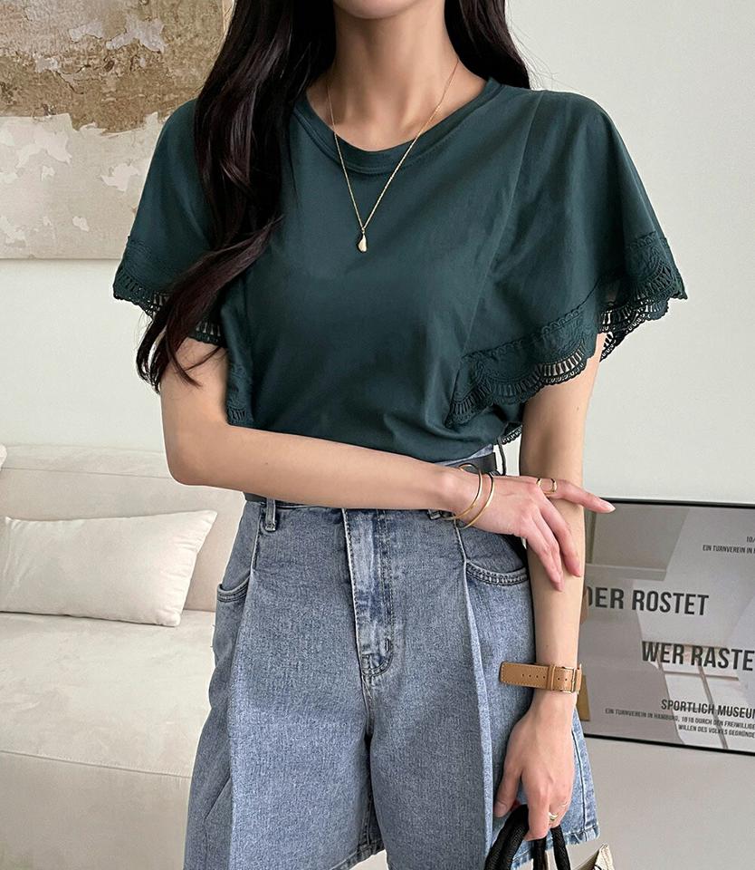 【10%OFF】レースラッフルTシャツ・全4色・b00586 レディース 【tops】Tシャツ 半袖 二の腕カバー 単色 異素材 レース ラッフル ゆったり 楽ちん 体型カバー 春 夏 カジュアル フェミニン 大人っぽ きれいめ オーバー 深緑 韓国ファッション ハイホリHIHOLLI セール SALE