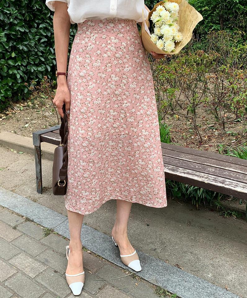 フローラルフレアスカート・全4色・b67528 レディース 【sk】スカート ロング丈 ロングスカート 花柄 小花柄 レトロ フェミニン きれいめ フレア 大人 パステル 春 夏 韓国ファッション