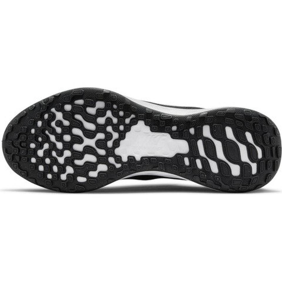 【9/10 24h限定 エントリー＆対象4店舗買い回りで最大P10倍！】ナイキ（NIKE）（レディース）レボリューション 6 NN ブラック ホワイト 黒 白 DC3729-003 ランニングシューズ 靴 スポーツ スニーカー ジョギング マラソン