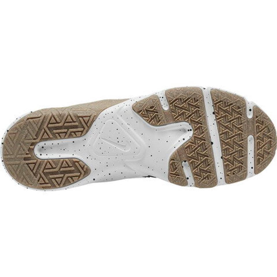 ナイキ（NIKE） ジムシューズ レジェンド エッセンシャル2 CQ9356-016 トレーニングシューズ （メンズ）