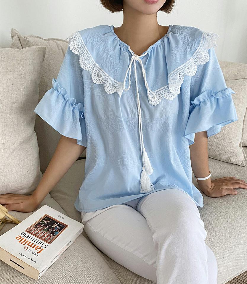 2WAYレースタッセルブラウス・全2色・t01038 レディース 【bl】トップス ブラウス 半袖 ハーフスリーブ タッセル レース 襟コン ガーリー かわいい 可愛い フリル オフショルダー 肩見せ りぼん ラッフル パステル 春 夏 韓国ファッション
