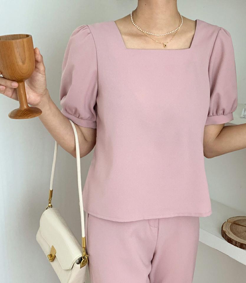 スクエアパフブラウス・全3色・t01025 レディース 【bl】トップス ブラウス 半袖 パフ袖 パフスリーブ 単色 無地 シンプル スクエアネック 大人 かわいい フェミニン 春 夏 韓国ファッション