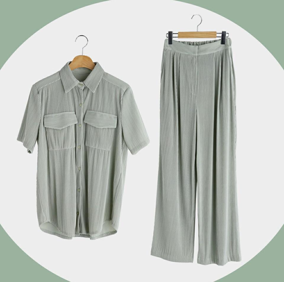 プリーツポケットシャツ&ワイドスラックスSET・全3色・t72399 レディース 【pt】セットアップ セット setup 単色 シンプル トップス シャツ 半袖 襟 パンツ ロング丈 ワイド プリーツ パステル 春 夏 緑 カーキ カジュアル 韓国ファッション ハイホリHIHOLLI
