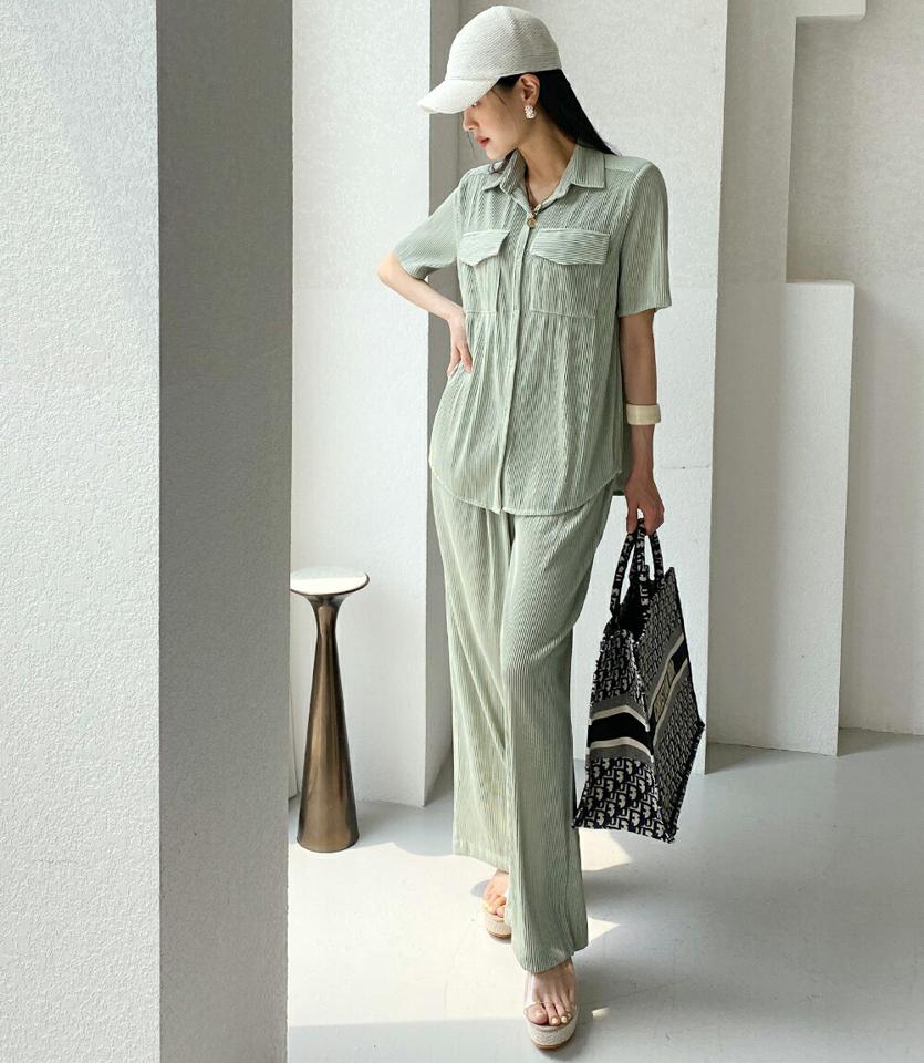 プリーツポケットシャツ&ワイドスラックスSET・全3色・t72399 レディース 【pt】セットアップ セット setup 単色 シンプル トップス シャツ 半袖 襟 パンツ ロング丈 ワイド プリーツ パステル 春 夏 緑 カーキ カジュアル 韓国ファッション ハイホリHIHOLLI