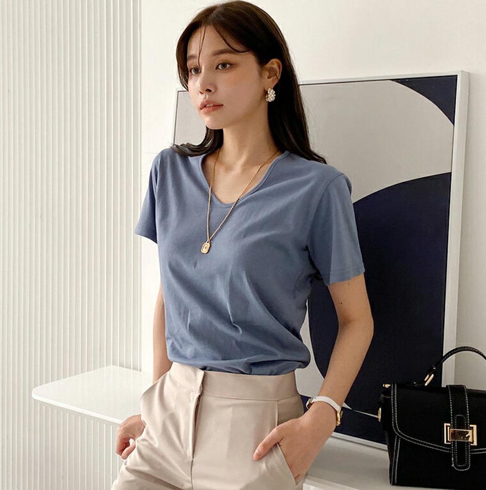 VネックTシャツ・全6色・t72421 レディース 【tops】トップス Tシャツ 半袖 単色 無地 シンプル ベーシック Vネック 鎖骨 デコルテ 綿 コットン ロング丈 春 夏 カジュアル 大人っぽ カラーアイテム 青 韓国ファッション ハイホリHIHOLLI