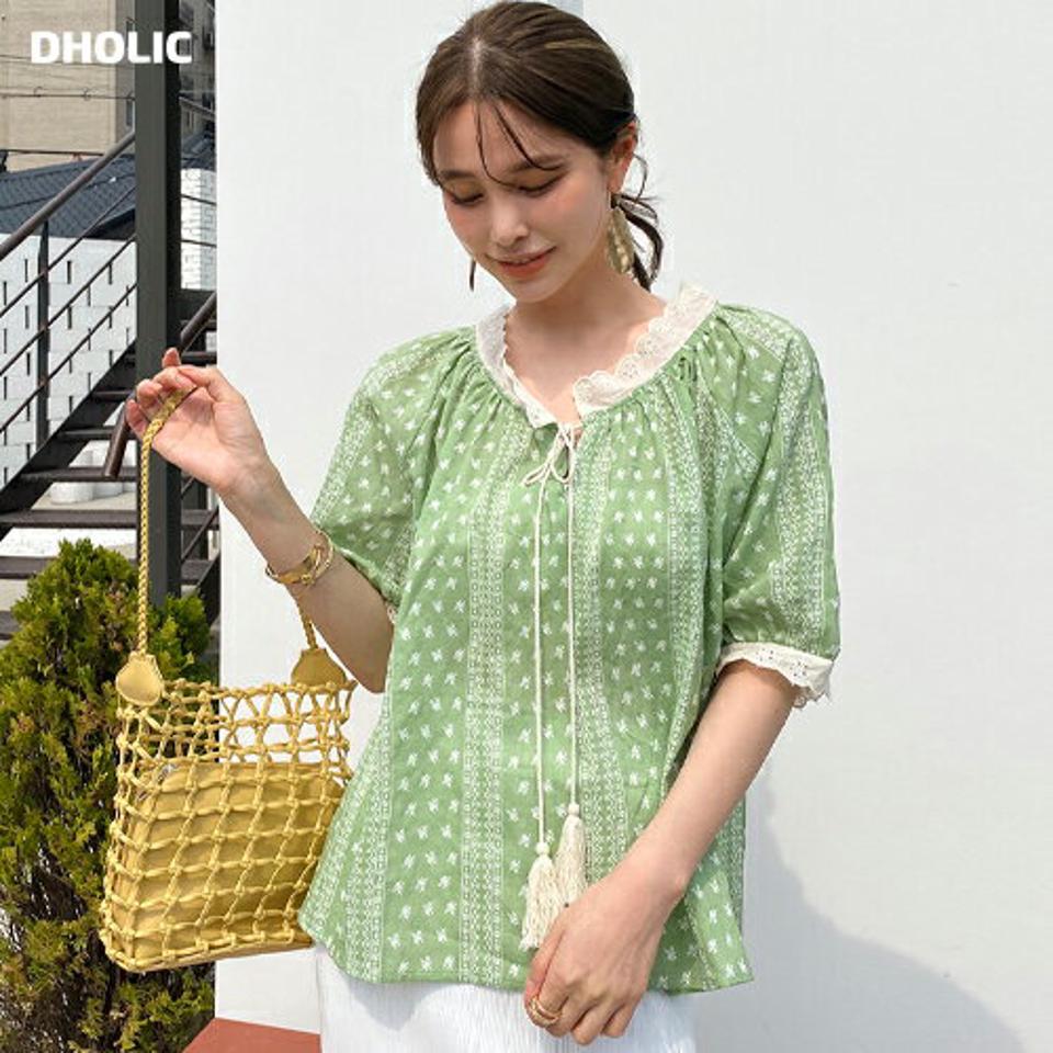 タッセルペイズリーブラウス・全2色・b72383 レディース 【bl】ブラウス トップス 半袖 柄 模様 ペイズリー 二の腕カバー ゆったり 楽ちん 体型カバー スリットネック ルーズ 春 夏 フェミニン カジュアル 黄緑 韓国ファッション ハイホリHIHOLLI