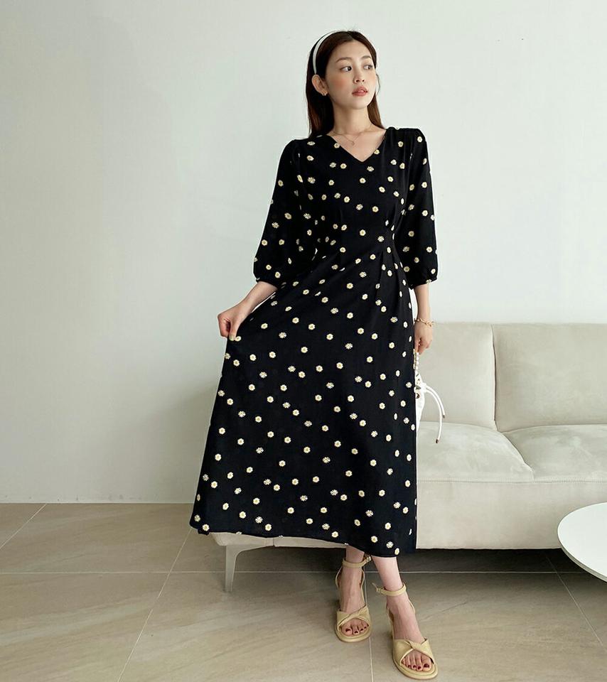 デイジーVネックワンピース・全2色・b00697 レディース 【ops】ワンピース ロング丈 ロングワンピース 七分袖 七分丈 7分丈 7分袖 デイジー 花柄 レトロ ガーリー かわいい 可愛い Vネック フレア 春 夏 韓国ファッション