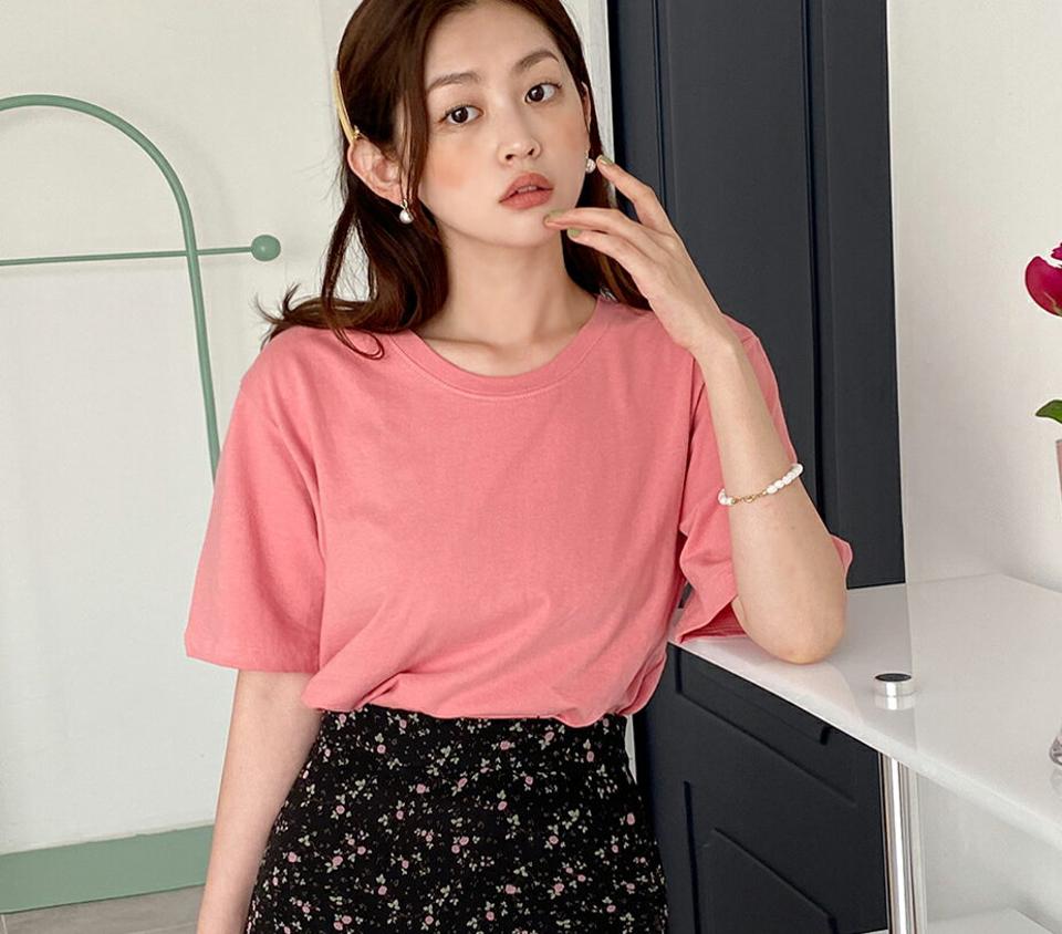 半袖ラウンドTシャツ・全8色・b00701 レディース 【tops】トップス Tシャツ 半袖 ハーフスリーブ ラウンドネック 単色 無地 シンプル ベーシック カジュアル コットン 綿 ラフ ピンク 春 夏 韓国ファッション