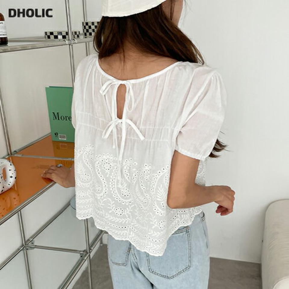 アイレットレースリボンブラウス・全2色・t00708 レディース 【bl】トップス ブラウス 半袖 白ブラウス レース りぼん アイレット フェミニン ガーリー かわいい 可愛い ペイズリー クロップド丈 シャーリング 春 夏 韓国ファッション