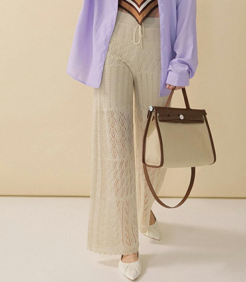 シアーニットパンツ・全2色・t00334 レディース 【pt】パンツ ロング丈 単色 柄 模様 シアー ニット 編み パンチング ハイウエスト ウエストゴム ストレート スカラップ 爽やか 春 夏 カジュアル 大人っぽ 年上 韓国ファッション ハイホリHIHOLLI