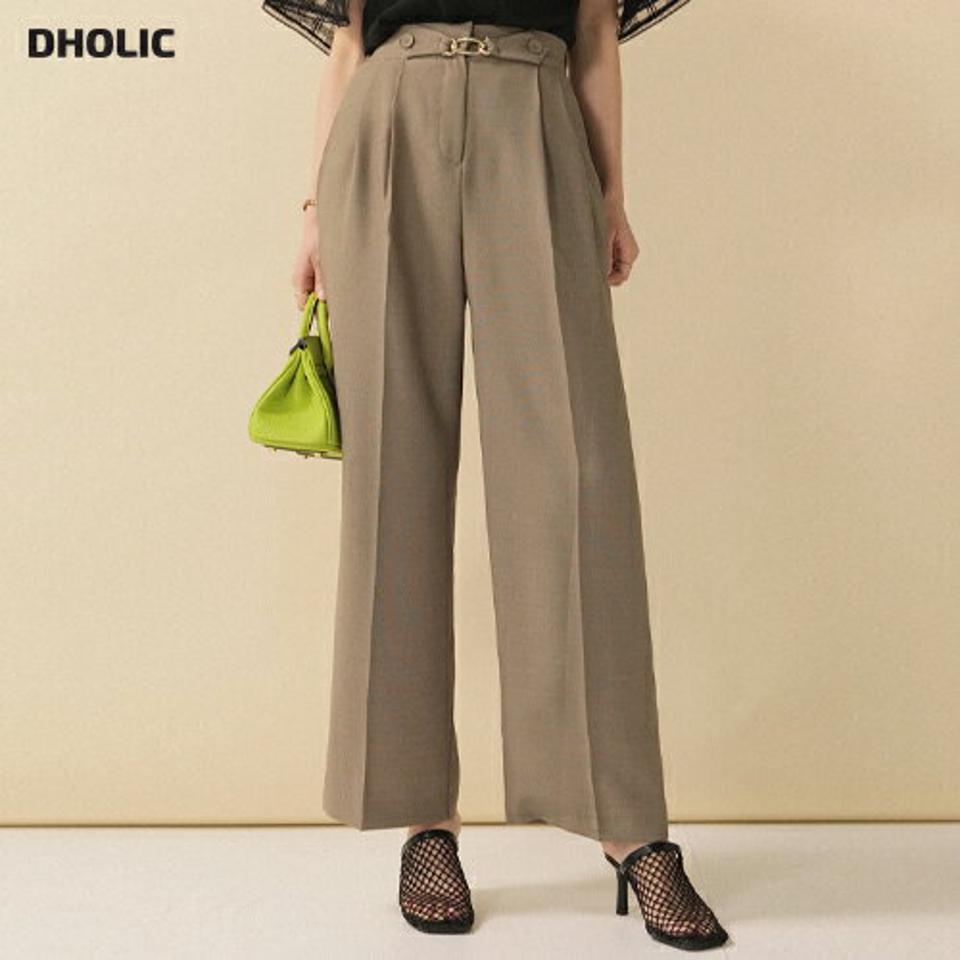 チェーンストラップ付スラックス・全2色・t00321 レディース 【pt】スラックス パンツ ロング丈 単色 チェーン付き 脚長 ハイウエスト ストレート タック 春 夏 秋 フェミニン 大人っぽ オフィスカジュアル 韓国ファッション ハイホリHIHOLLI