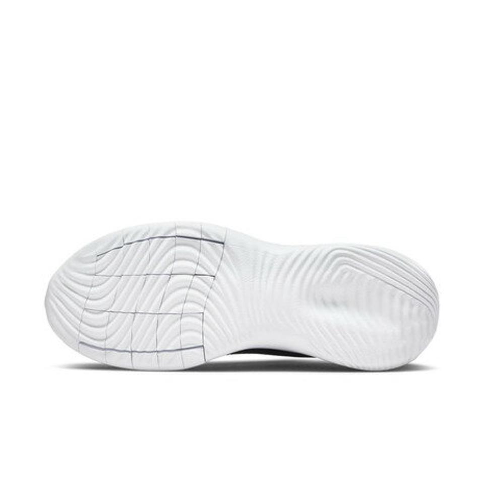 【9/10 24h限定 エントリー＆対象4店舗買い回りで最大P10倍！】ナイキ（NIKE）（レディース）フレックス エクスペリエンス ラン 11 NN ブラック ホワイト 黒 白 DD9283-001 ランニングシューズ 運動 スポーツ スニーカー