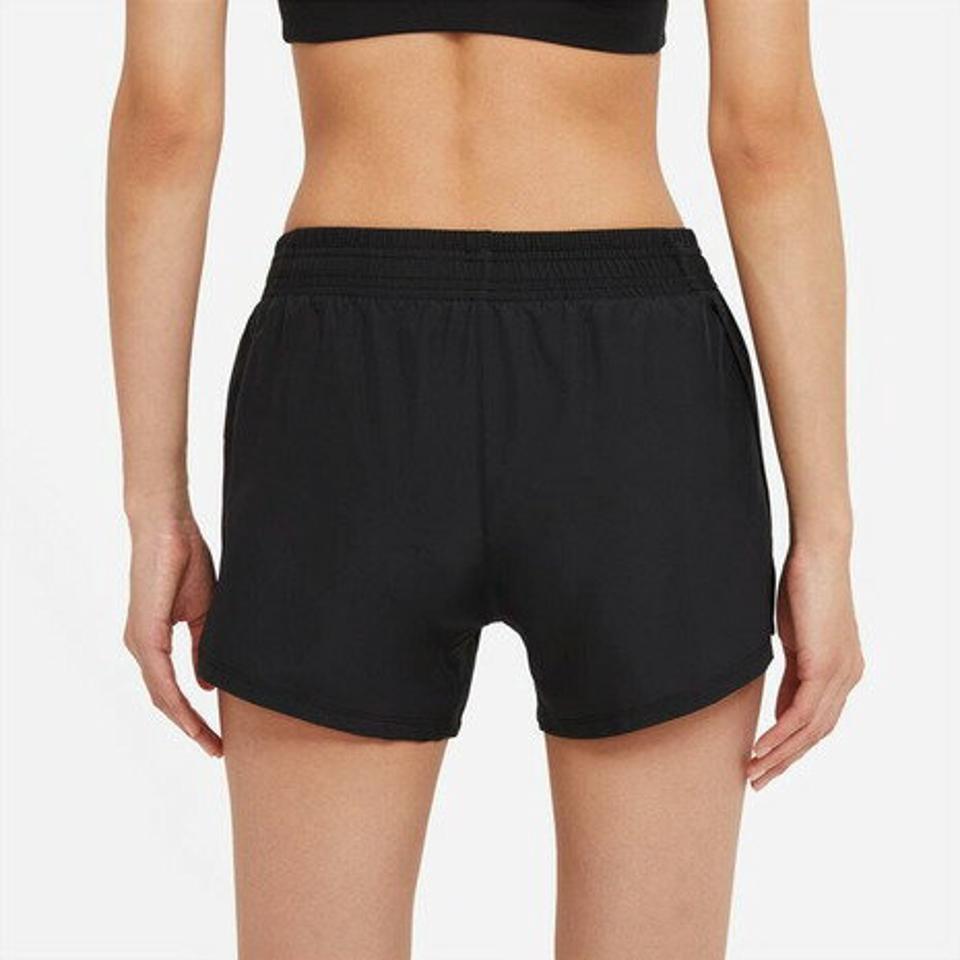 ナイキ（NIKE） ランニング ランニングウェア レディース スウッシュ ラン ショートパンツ CZ9316-010 （レディース）