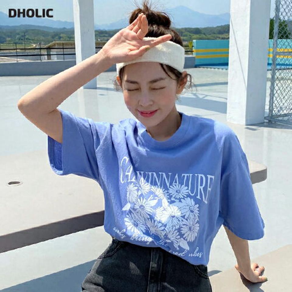 【10%OFF】フラワープリントTシャツ・全3色・b02413 レディース 【tops】トップス Tシャツ 半袖 ハーフスリーブ ロゴ レタリング プリント カジュアル ラフ ラウンドネック ドロップショルダー 青 春 夏 韓国ファッション セール SALE