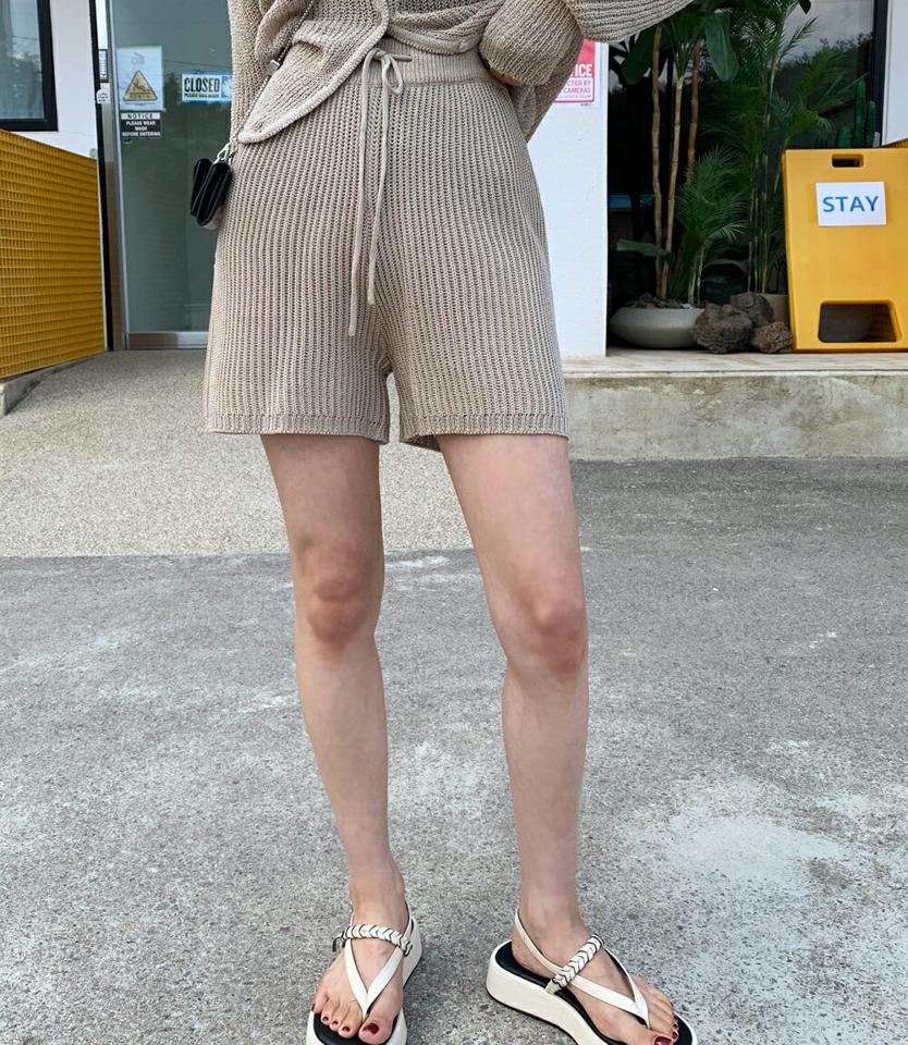 ニットショートパンツ・全3色・t02433 レディース 【pt】ショートパンツ 短パン パンツ ズボン ショーパン ニット 単色 リブ シンプル カジュアル ラフ ウエストゴム かわいい ピンク カラーパンツ 春 夏 秋 韓国ファッション