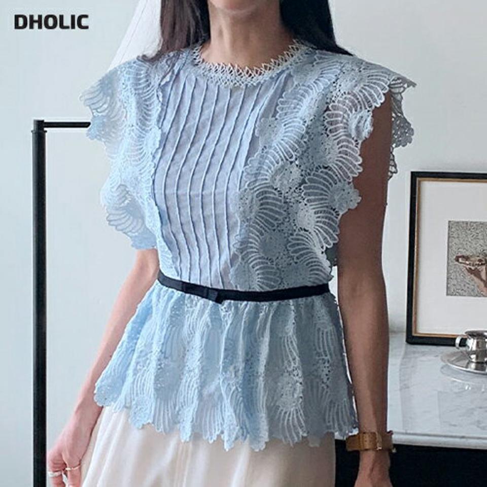 ブラックリボンレースブラウス・全3色・b00631 レディース 【bl】ブラウス トップス 半袖 柄 模様 配色 レース りぼん フレンチスリーブ 二の腕カバー 上品 春 夏 フェミニン きれいめ ウエストマーク 水色 韓国ファッション ハイホリHIHOLLI