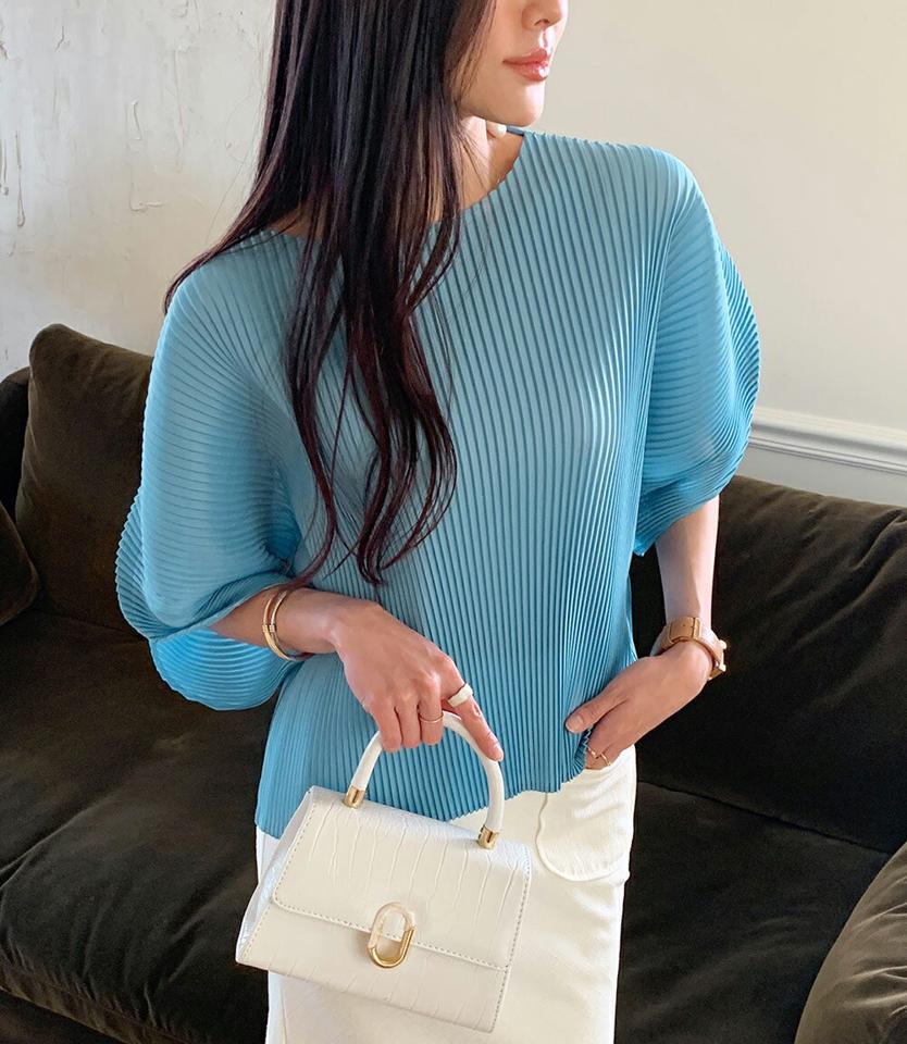 【10%OFF】ボートネックプリーツブラウス・全4色・b00632 レディース 【bl】ブラウス トップス 半袖 単色 柄 模様 プリーツ ユニーク パステル ボートネック 体型カバー 二の腕カバー ゆったり 楽ちん 春 夏 カジュアル ベージュ 韓国ファッション ハイホリHIHOLLI blsセール