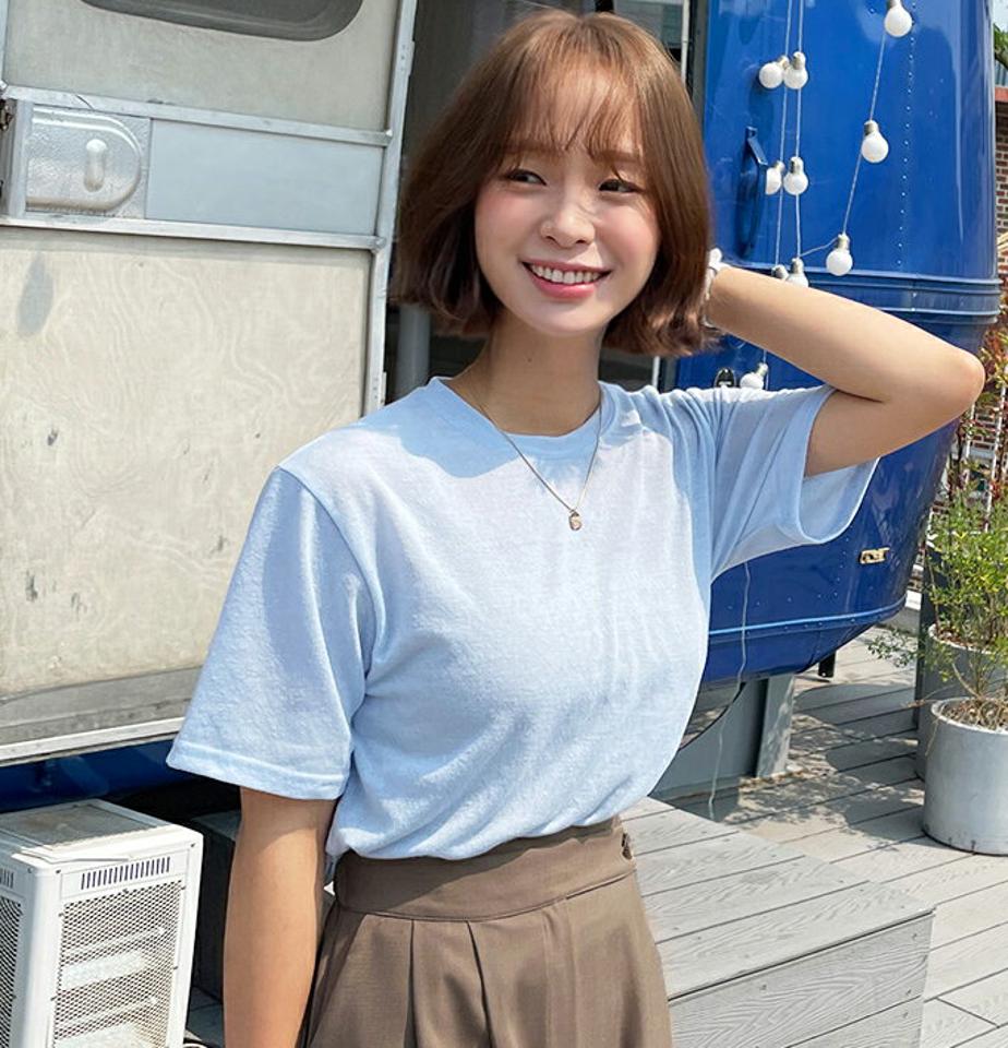 リネン混ラウンドネックTシャツ・全5色・t67585 レディース 【tops】トップス Tシャツ 半袖 ラウンドネック 単色 無地 シンプル ベーシック カジュアル 体型カバーハーフスリーブ リネン混 カットソー 水色 大人 春 夏 韓国ファッション
