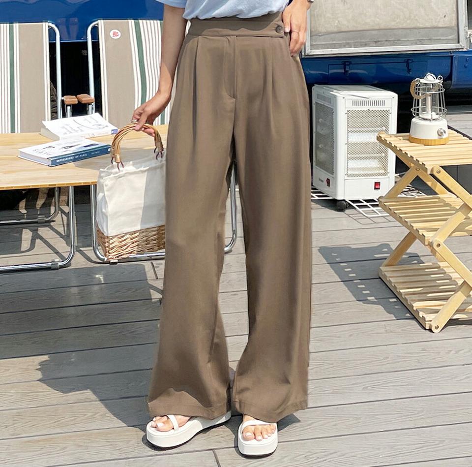 バックゴムダイアゴナルボタンスラックス・全3色・t67611 レディース 【pt】スラックス パンツ ズボン ロングパンツ 単色 無地 シンプル ベーシック 大人 カジュアル オフィスカジュアル ストレート ワイド フルレングス 春 夏 韓国ファッション